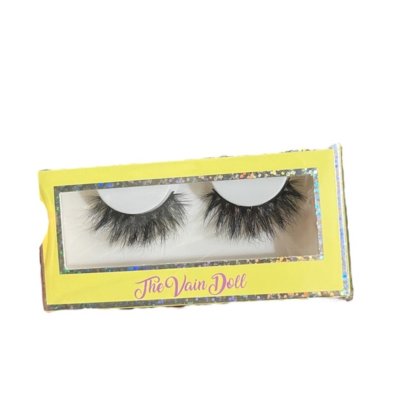The Vain Doll Lash- Zara - Picture 4 of 5
